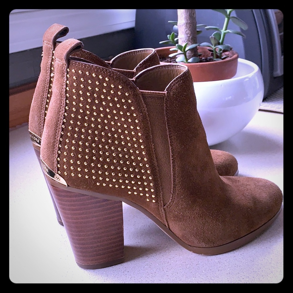 Michael KORS suede ankle boots 7.5
